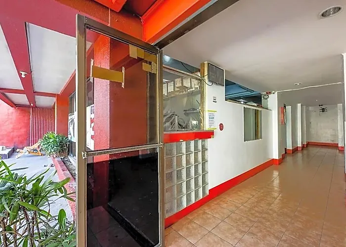 Busline Apartelle Hotel